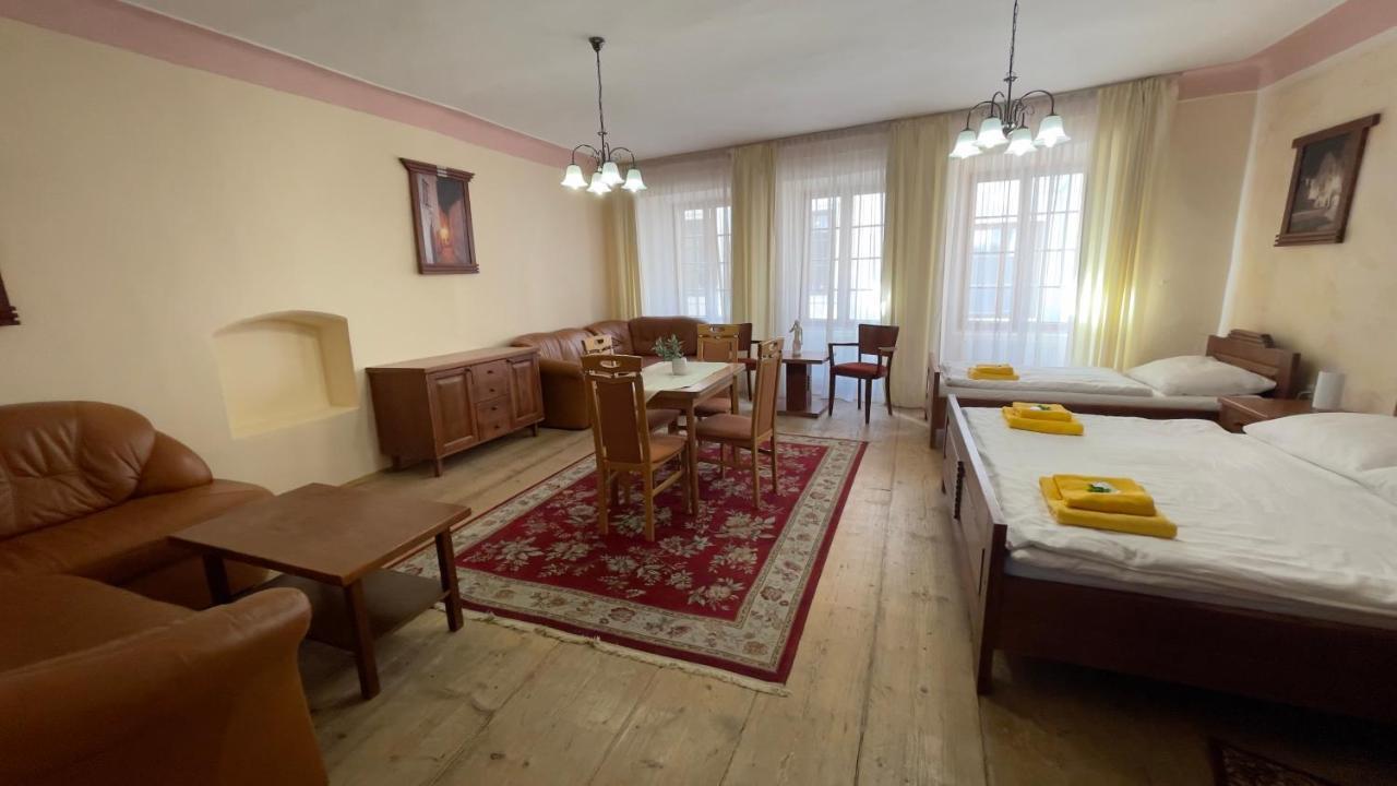 Pension Pod Radnicí Český Krumlov Exteriér fotografie