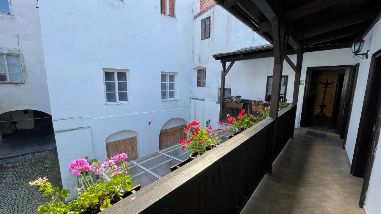 Pension Pod Radnicí Český Krumlov Exteriér fotografie