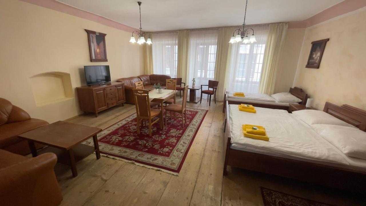 Pension Pod Radnicí Český Krumlov Exteriér fotografie