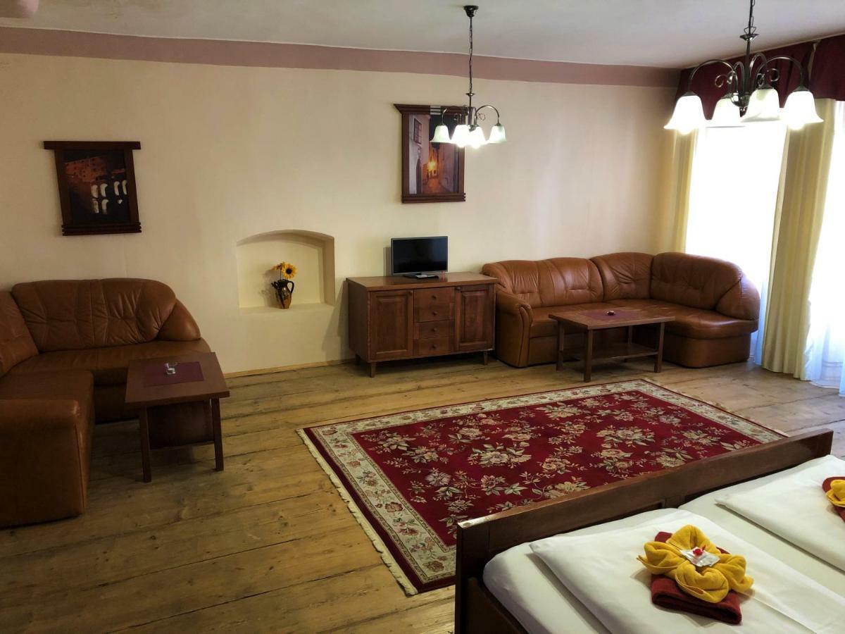 Pension Pod Radnicí Český Krumlov Exteriér fotografie