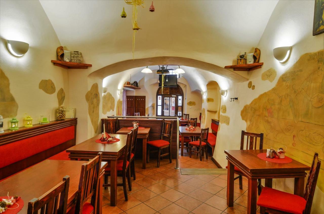 Pension Pod Radnicí Český Krumlov Exteriér fotografie